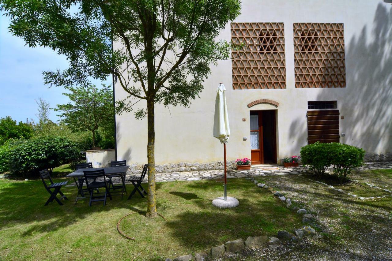Апартаменты Casa Mire, San Gimignano Гамбасси-Терме Экстерьер фото